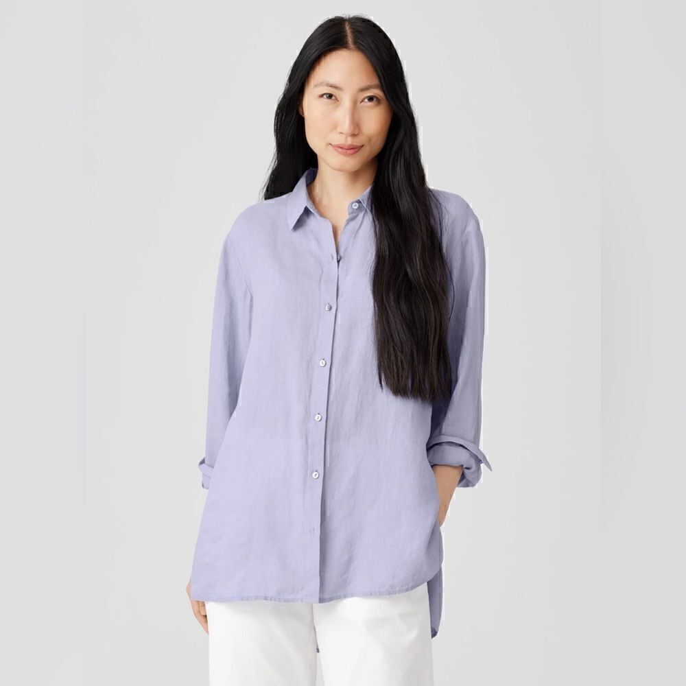 Handkerchief Linen Classic Collar Shirt in color Plum
